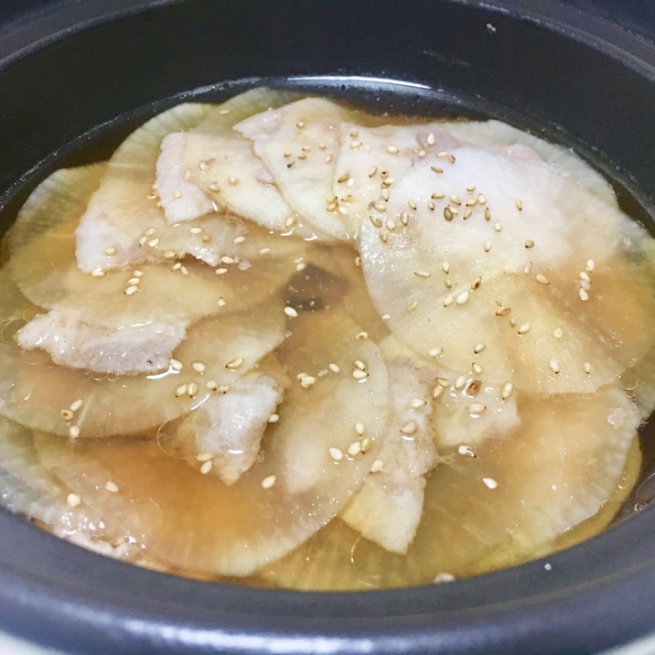簡単‼︎大根と豚バラ肉のミルフィーユ鍋